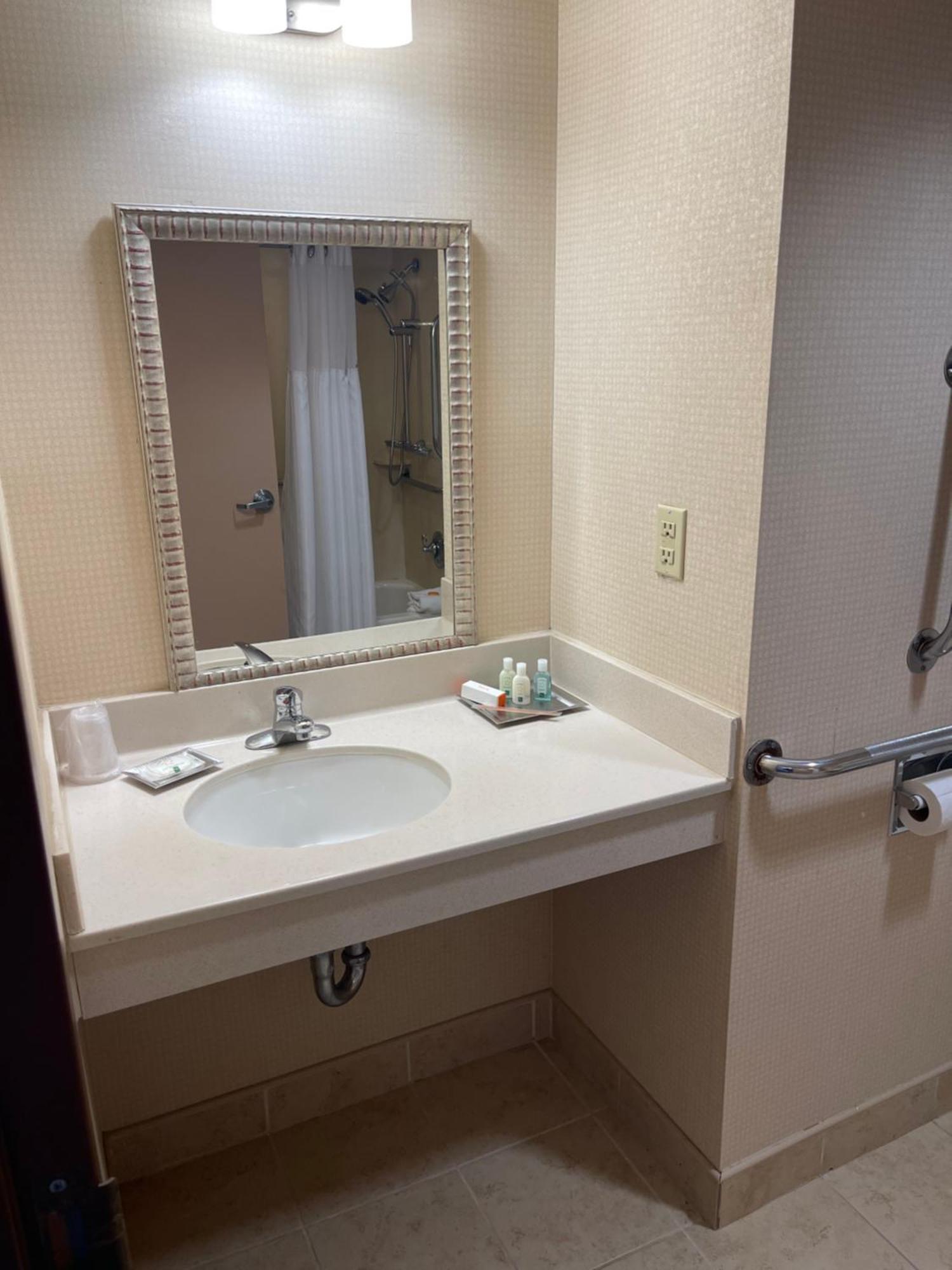 Hotel Wyndham Garden Philadelphia Airport Essington Exterior foto