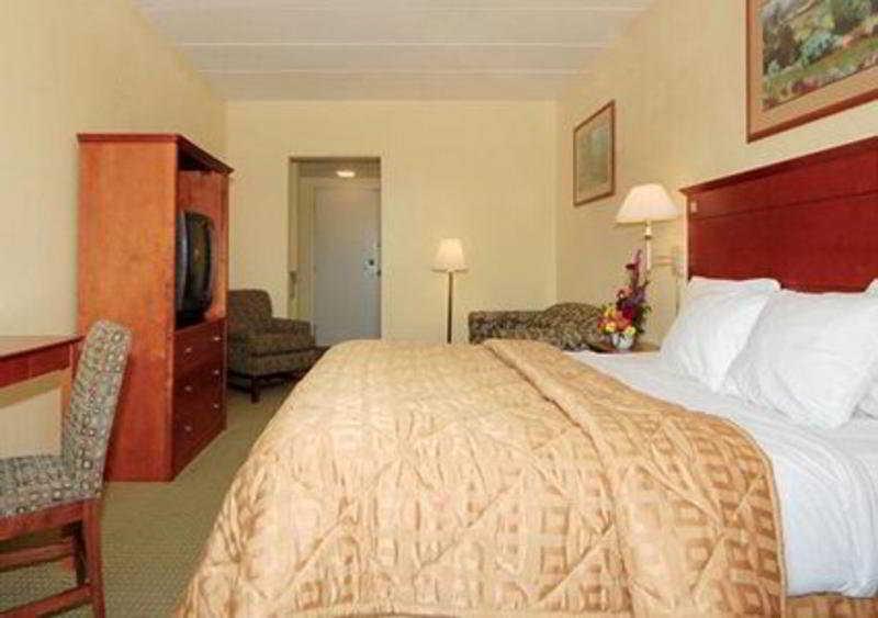 Hotel Wyndham Garden Philadelphia Airport Essington Exterior foto