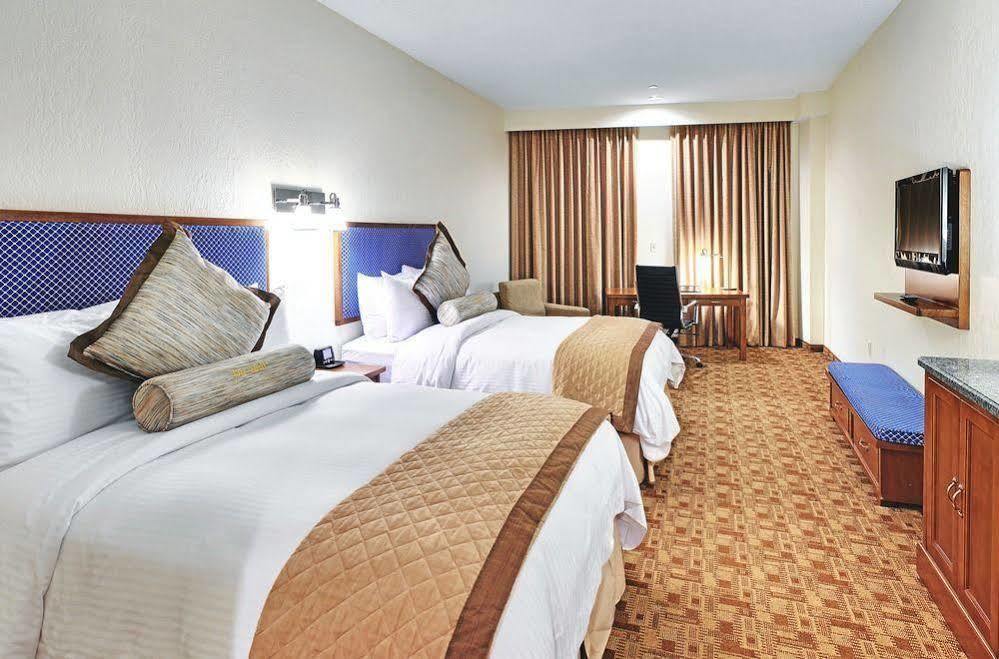 Hotel Wyndham Garden Philadelphia Airport Essington Exterior foto